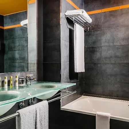 Hotel Eurostars Reina Felicia 4*