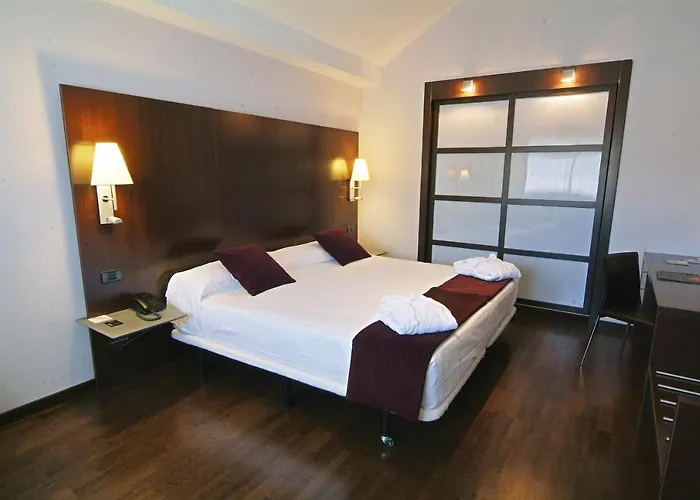 Hotell Eurostars Reina Felicia Jaca