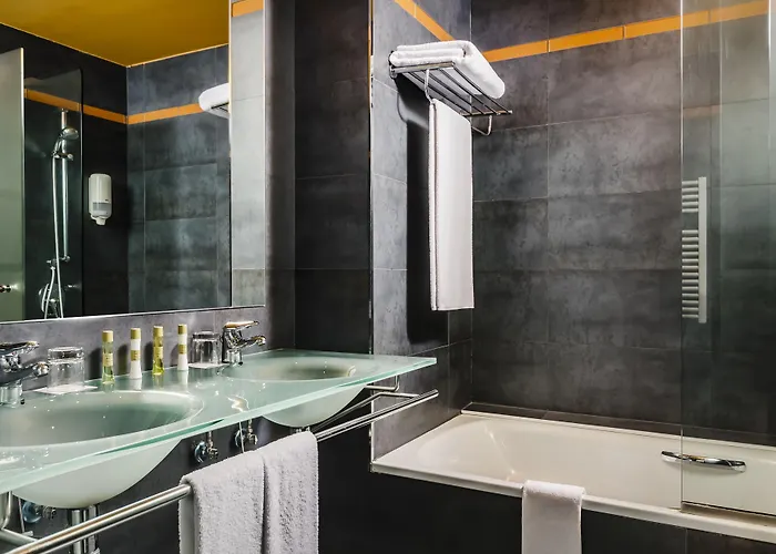 Eurostars Reina Felicia Hotell 4*