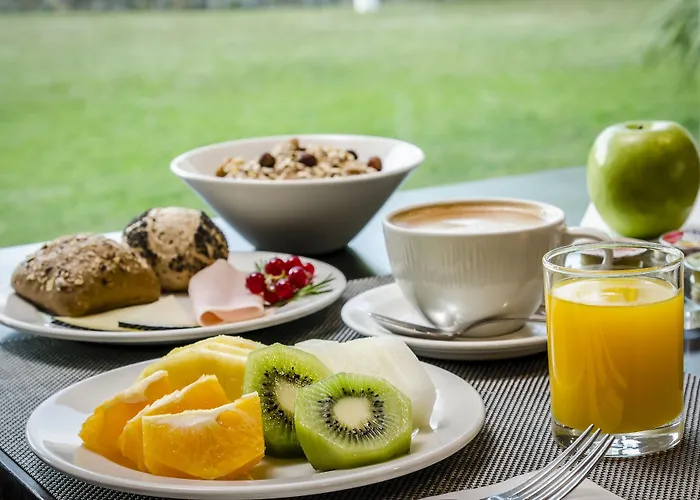 Hotell Eurostars Reina Felicia 4*